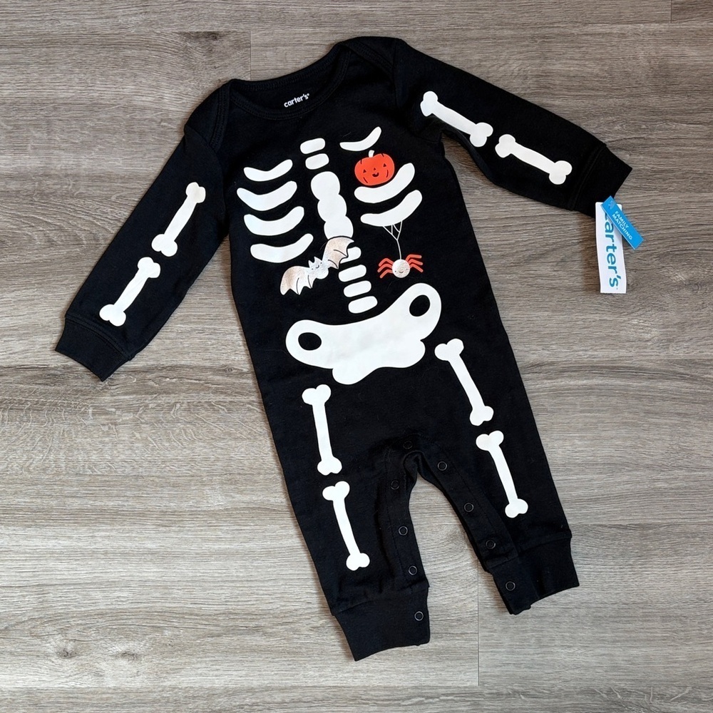 NEW Carter's Halloween skeleton baby jumpsuit
